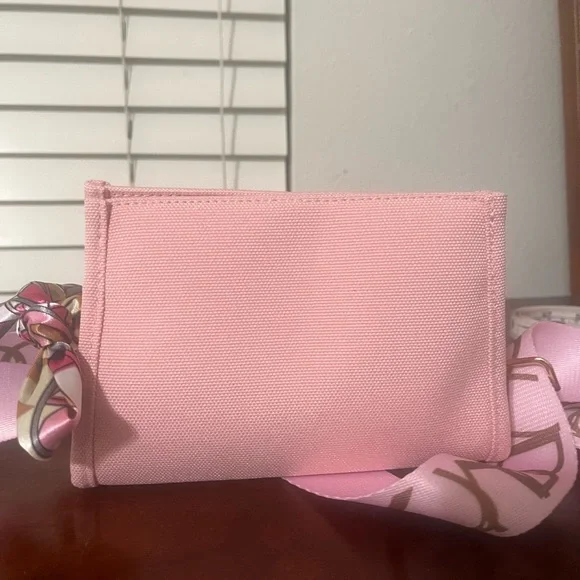Mini/ small sized Christian Dior bagn